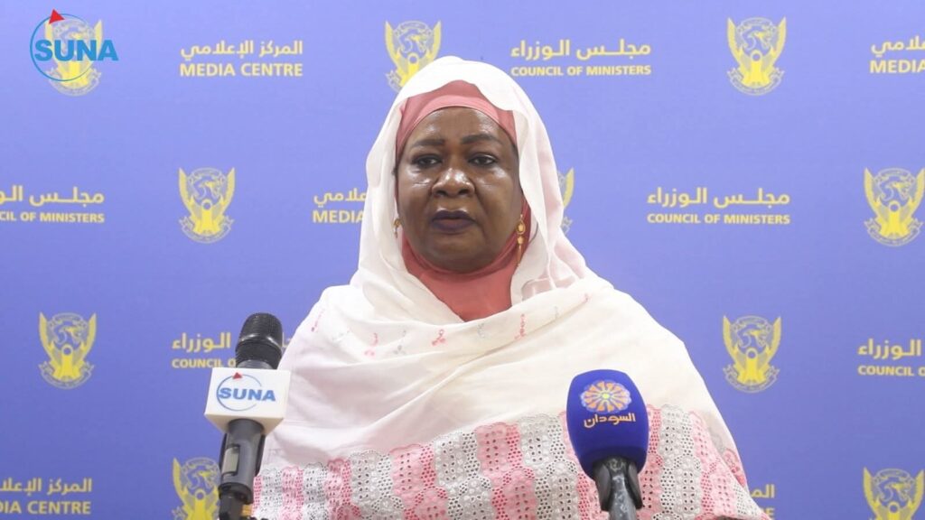 أمين الجهاز القومي للاستثمار تؤكد حرصها على جذب الاستثمارات لإحداث التنمية